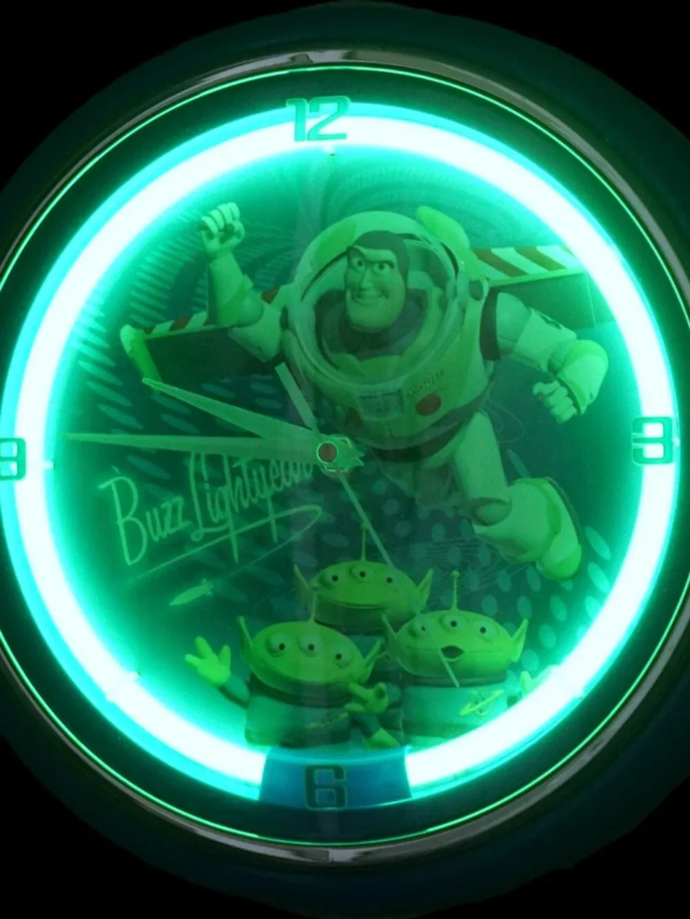 Disney Pixar Buzz Lightyear Blue Neon Wall Clock Rare